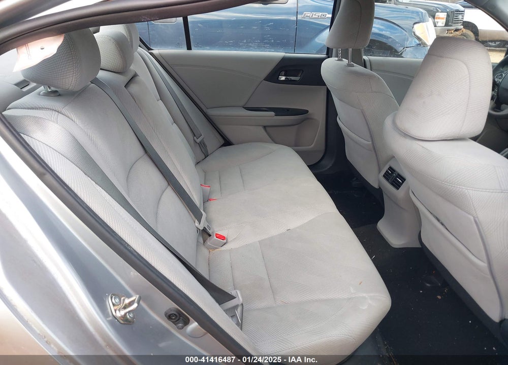 2017 HONDA ACCORD VIN: 1HGCR2F77HA162914