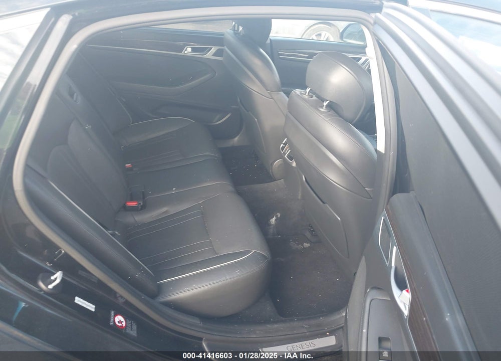 2015 HYUNDAI GENESIS VIN: KMHGN4JEXFU051178