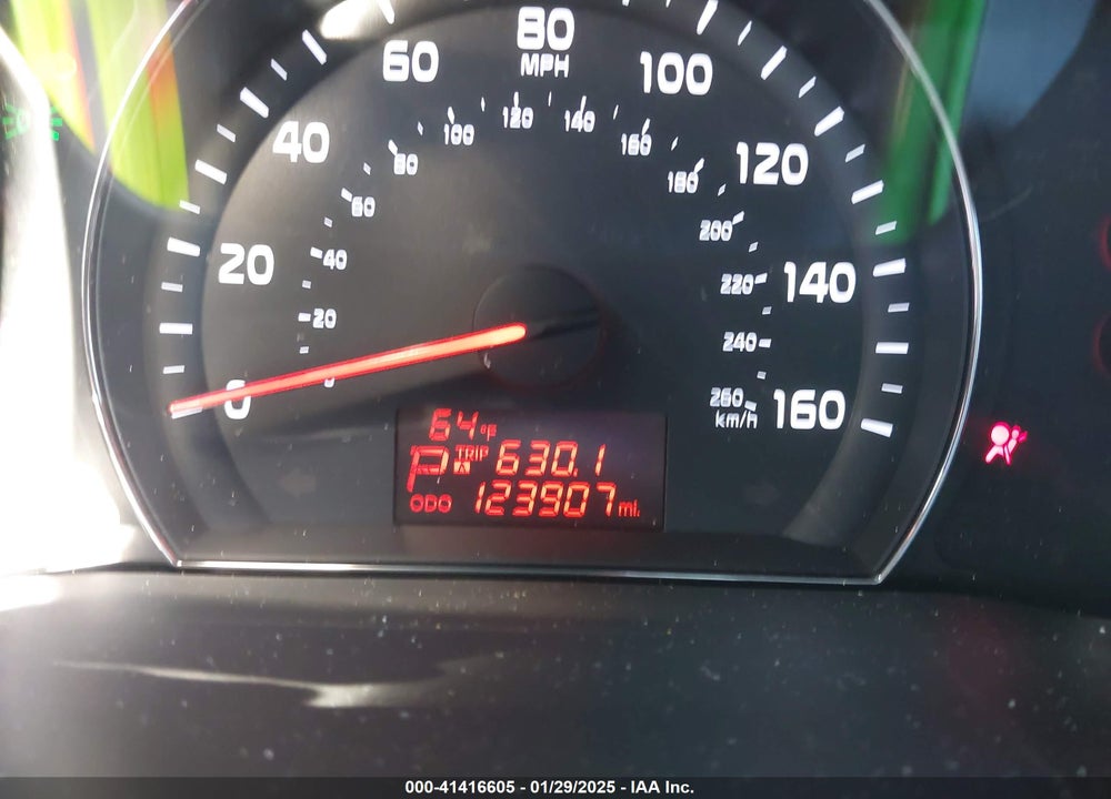 2015 KIA SORENTO LX VIN: 5XYKT3A65FG564606