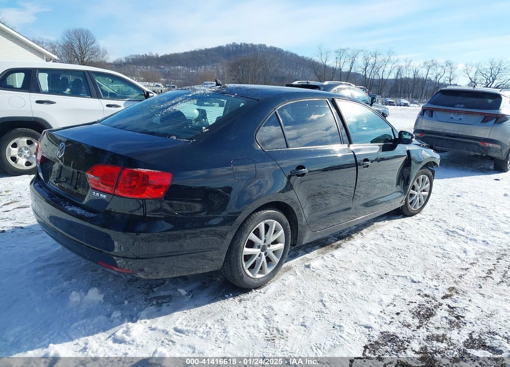 2012 VOLKSWAGEN JETTA 2.5L SE VIN: 3VWDP7AJXCM328859