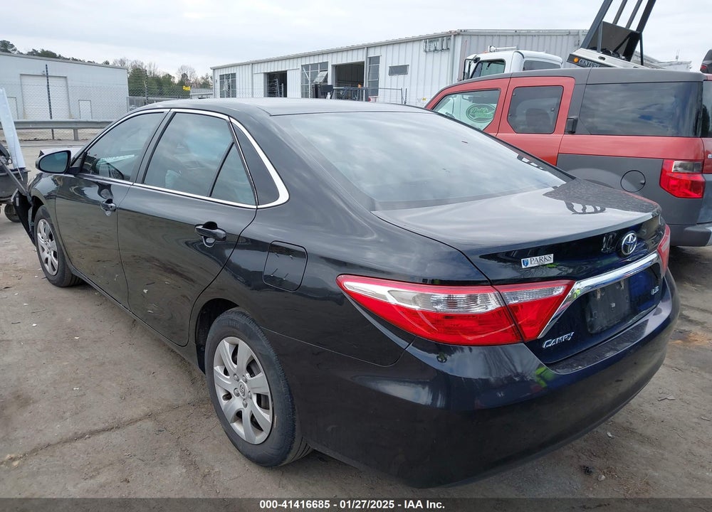 2017 TOYOTA CAMRY LE VIN: 4T1BF1FK3HU684127