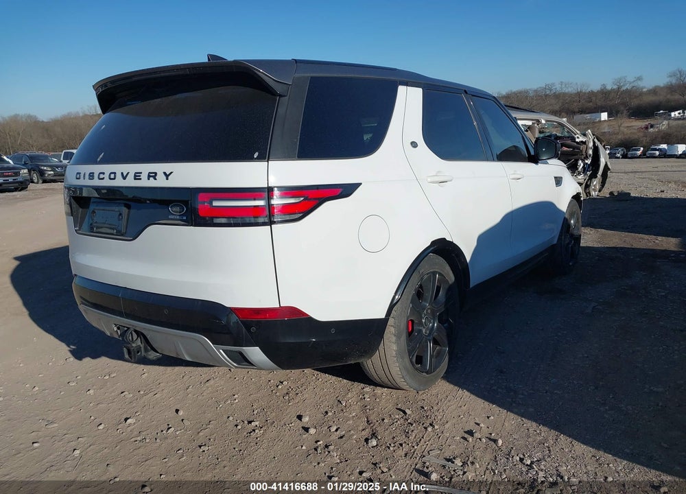 2017 LAND ROVER DISCOVERY HSE VIN: SALRRBBV3HA019948