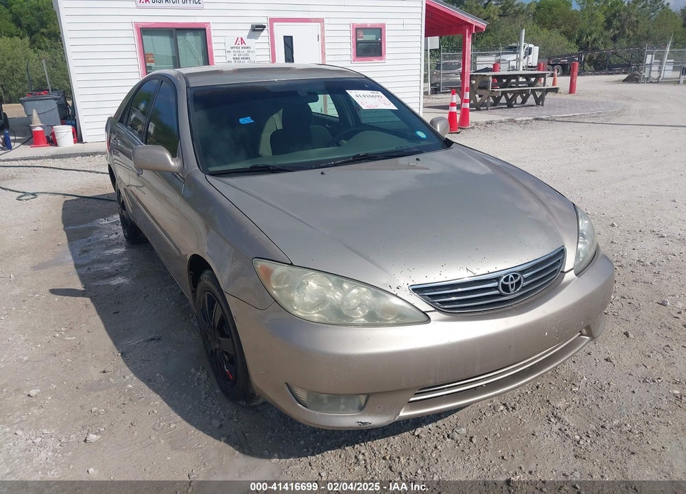 2005 TOYOTA CAMRY XLE VIN: 4T1BE32K35U574419
