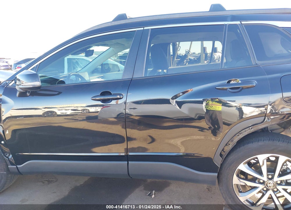 2023 TOYOTA COROLLA CROSS XLE VIN: 7MUDAAAG6PV040628