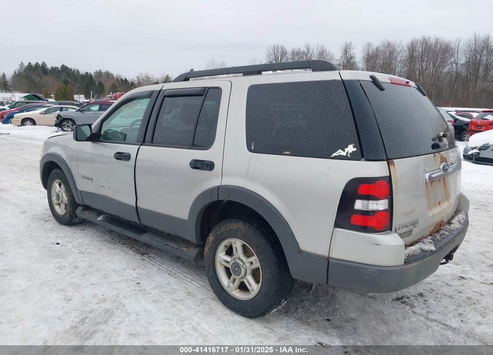 2006 FORD EXPLORER XLT VIN: 1FMEU73E86UB10060