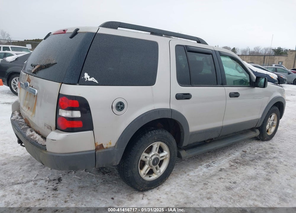 2006 FORD EXPLORER XLT VIN: 1FMEU73E86UB10060