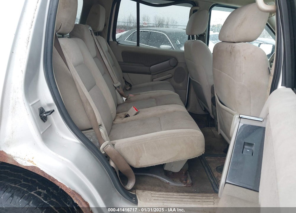 2006 FORD EXPLORER XLT VIN: 1FMEU73E86UB10060