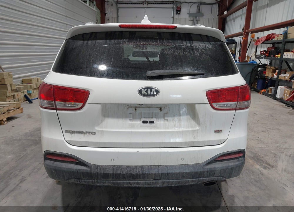 2016 KIA SORENTO 2.4L LX VIN: 5XYPGDA36GG154114