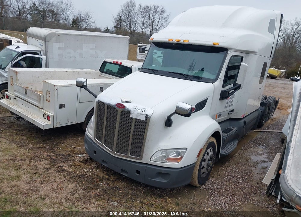 2020 PETERBILT 579 VIN: 1XPBDP9X0LD688941