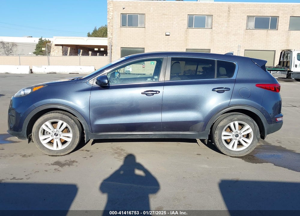2017 KIA SPORTAGE LX VIN: KNDPM3ACXH7102048