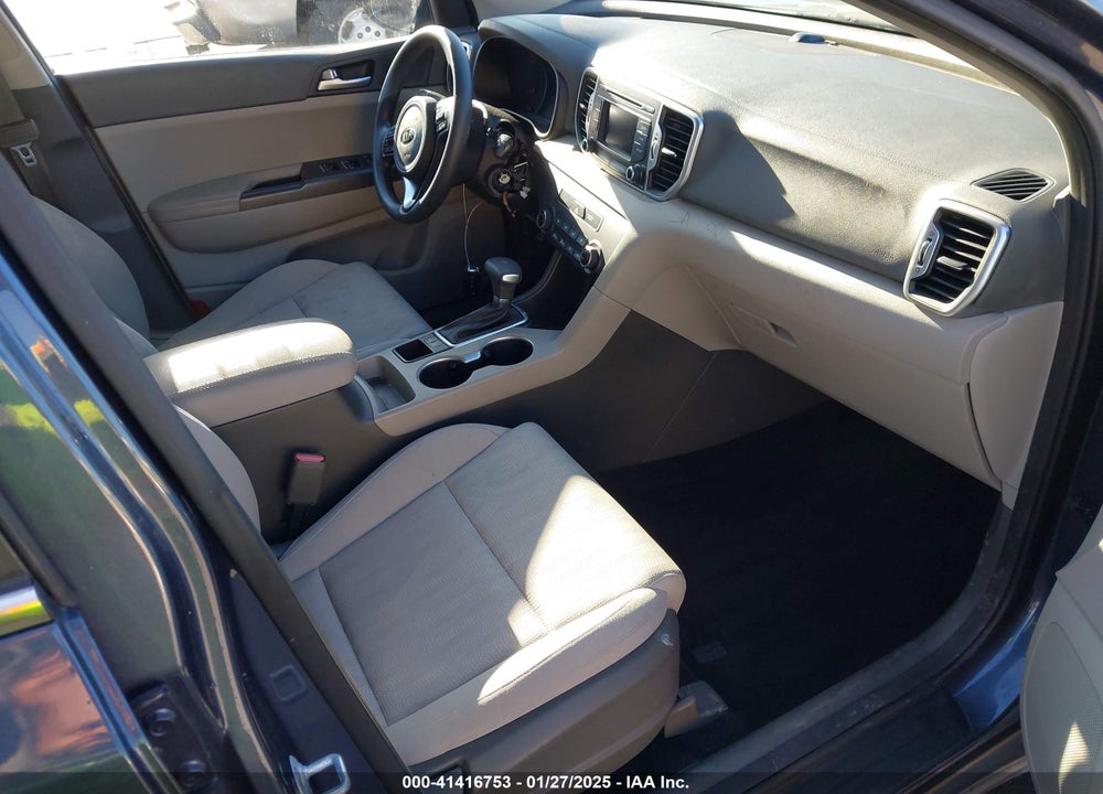 2017 KIA SPORTAGE LX VIN: KNDPM3ACXH7102048