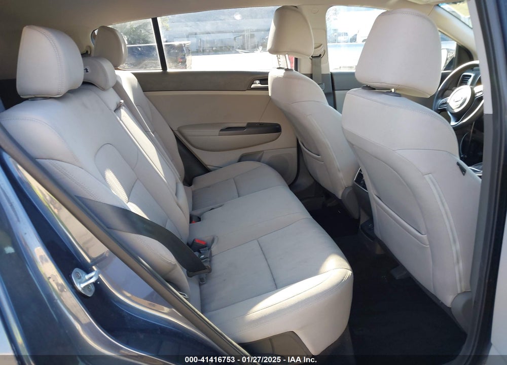 2017 KIA SPORTAGE LX VIN: KNDPM3ACXH7102048