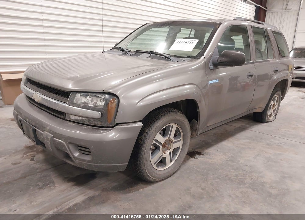 2005 CHEVROLET TRAILBLAZER LS VIN: 1GNDT13S252276498
