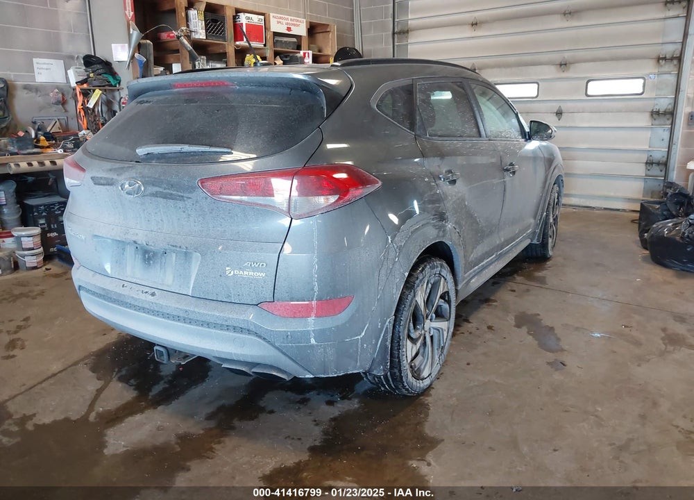 2017 HYUNDAI TUCSON VALUE VIN: KM8J3CA25HU555880