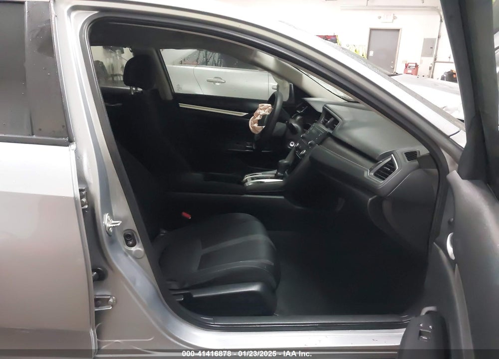 2018 HONDA CIVIC LX VIN: 19XFC2F50JE021293