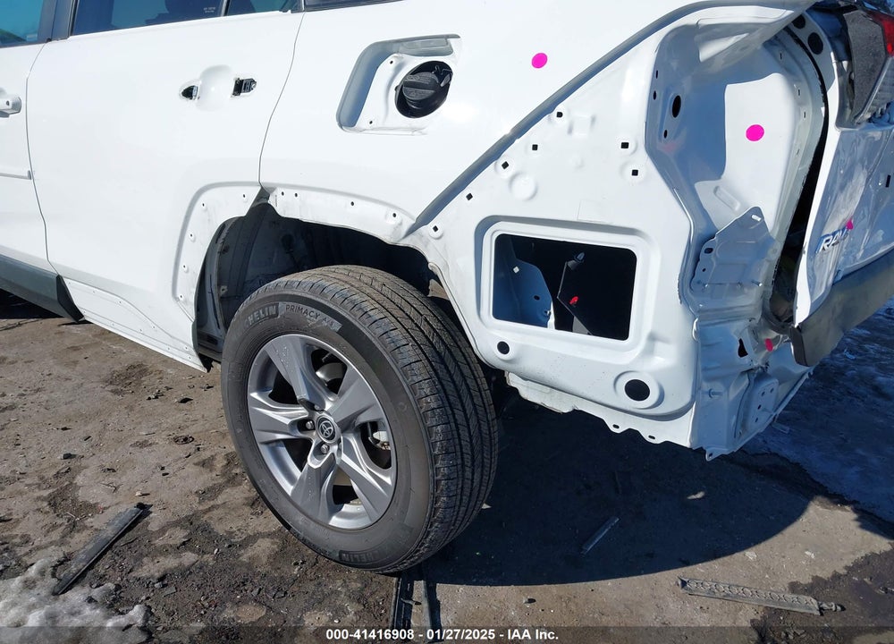 2022 TOYOTA RAV4 HYBRID XLE VIN: 4T3RWRFV4NU067622