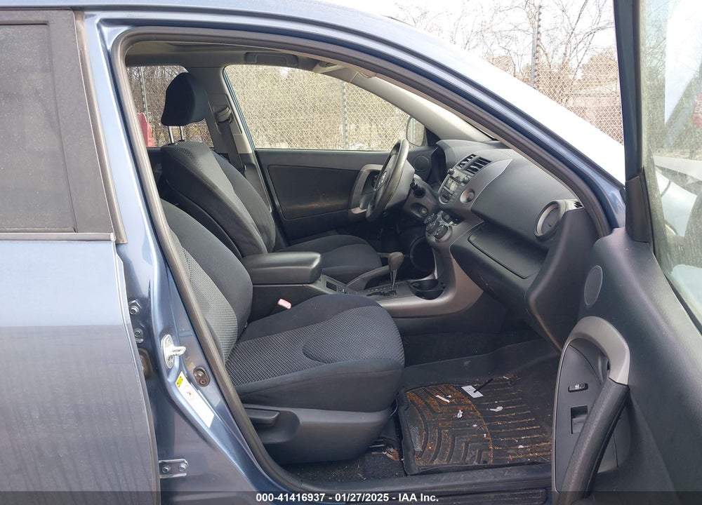 2007 TOYOTA RAV4 SPORT VIN: JTMBD32V676046415