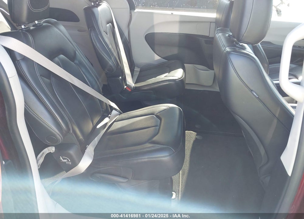 2023 CHRYSLER PACIFICA TOURING L VIN: 2C4RC1BG8PR536659
