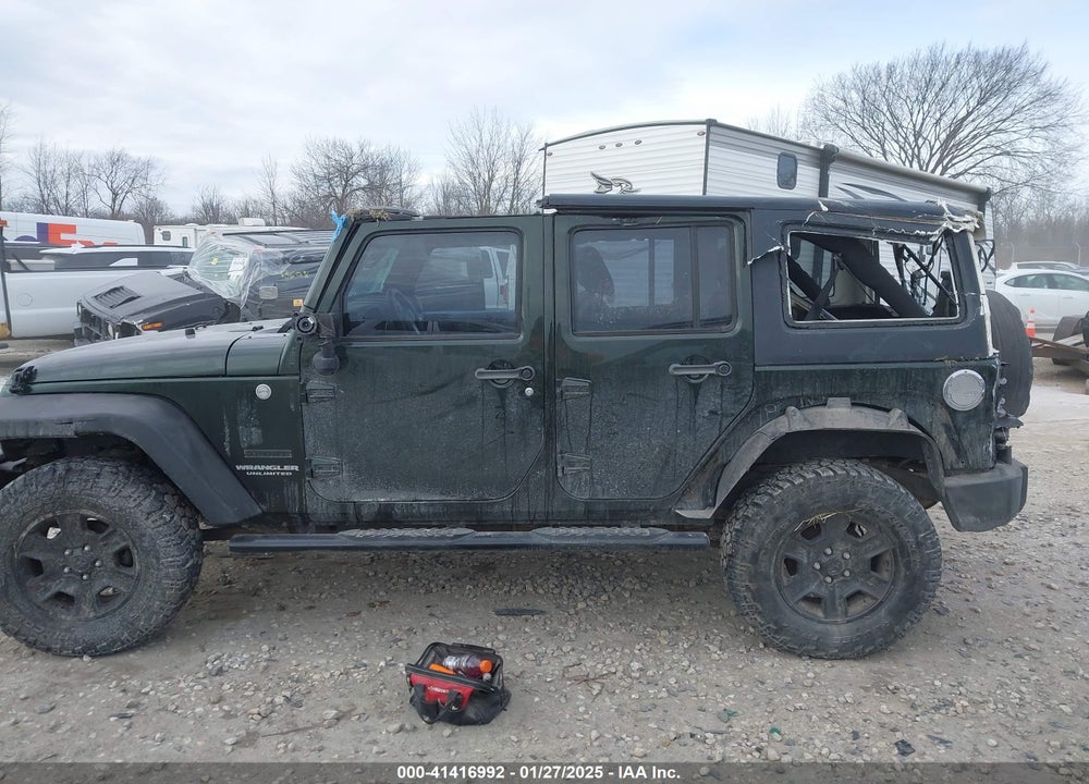 2011 JEEP WRANGLER UNLIMITED VIN: 1J4BA3H12BL500838