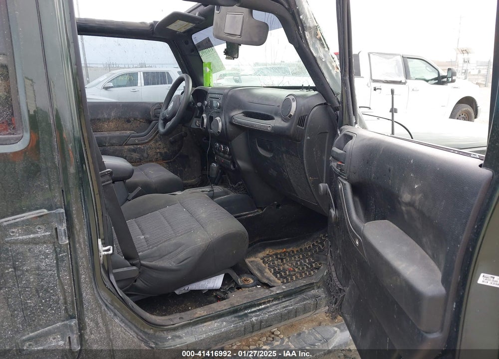 2011 JEEP WRANGLER UNLIMITED VIN: 1J4BA3H12BL500838