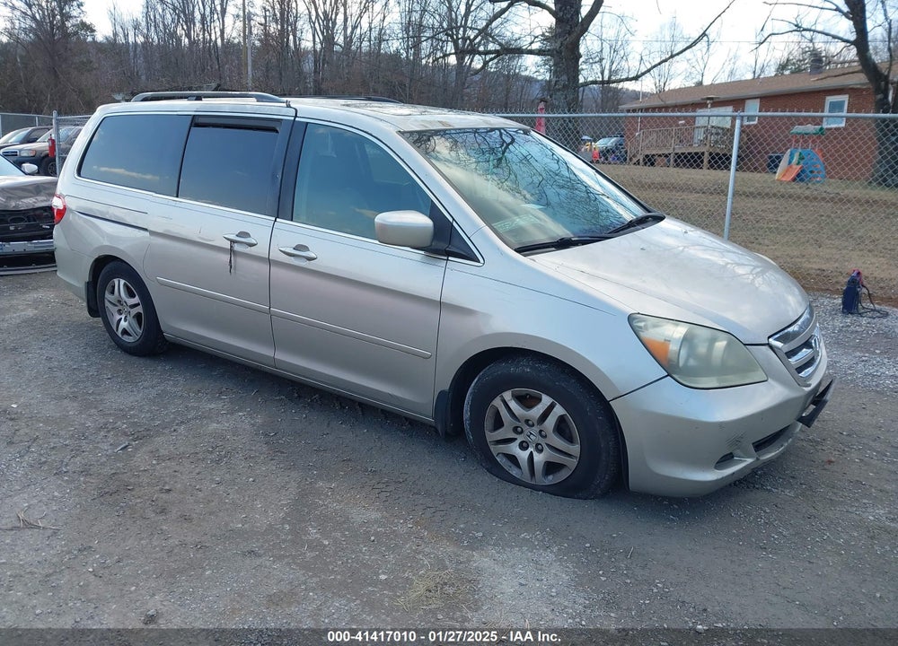 2005 HONDA ODYSSEY EX-L VIN: 5FNRL38715B025581