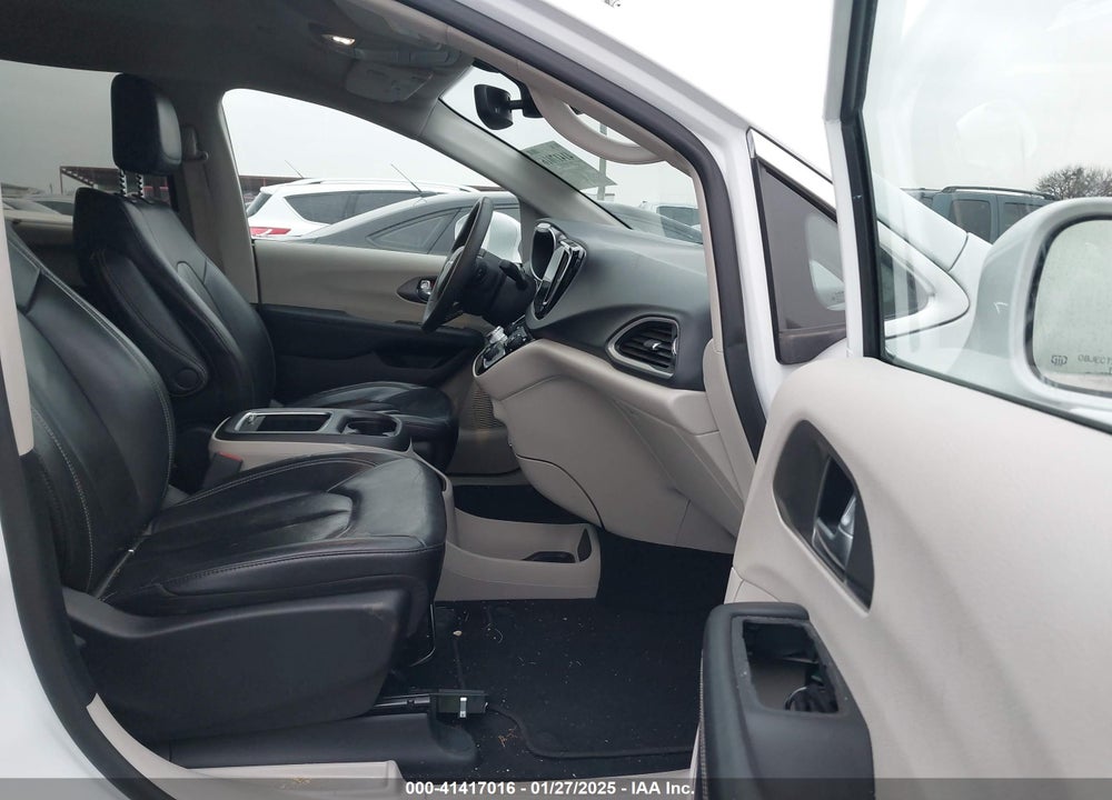 2022 CHRYSLER PACIFICA VIN: 2C4RC1BG2NR215245