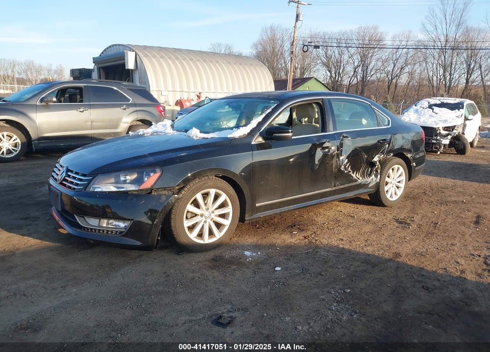 2013 VOLKSWAGEN PASSAT VIN: 1VWCH7A38DC144436