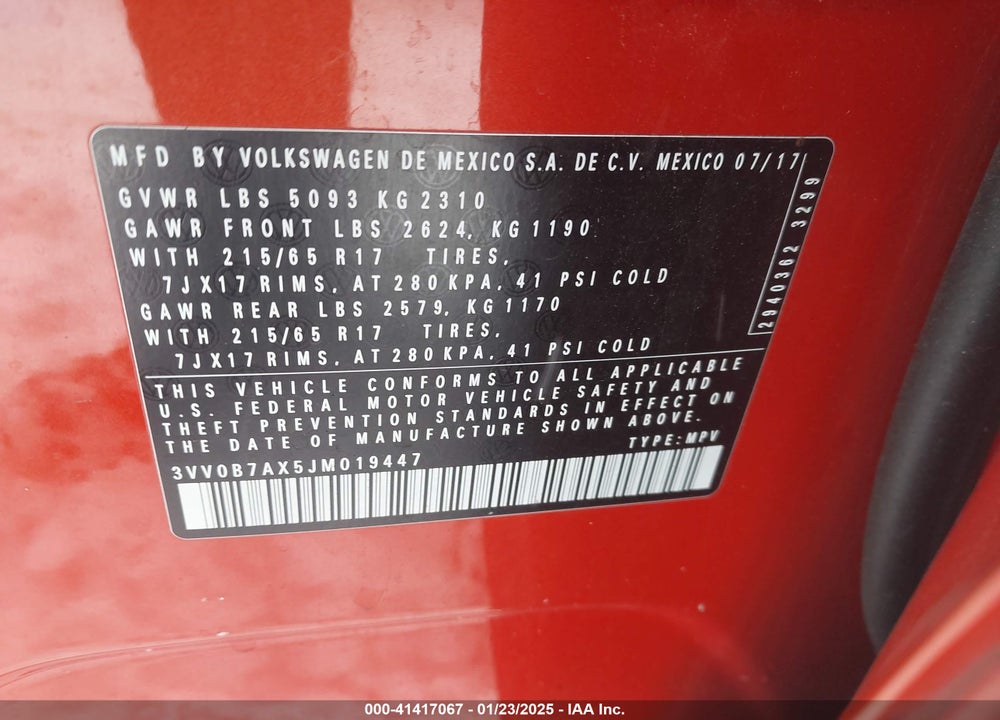 2018 VOLKSWAGEN TIGUAN 2.0T S VIN: 3VV0B7AX5JM019447
