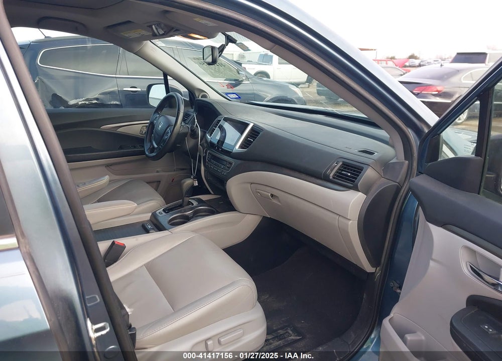 2017 HONDA PILOT EX-L VIN: 5FNYF5H58HB037017