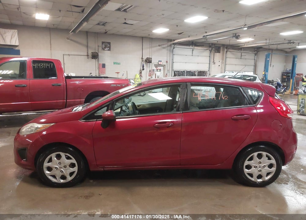 2011 FORD FIESTA VIN: 3FADP4EJ8BM209689