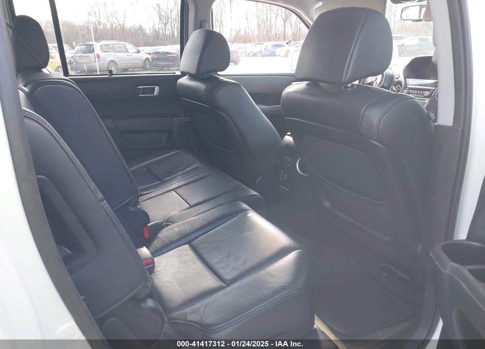 2014 HONDA PILOT TOURING VIN: 5FNYF3H99EB017555