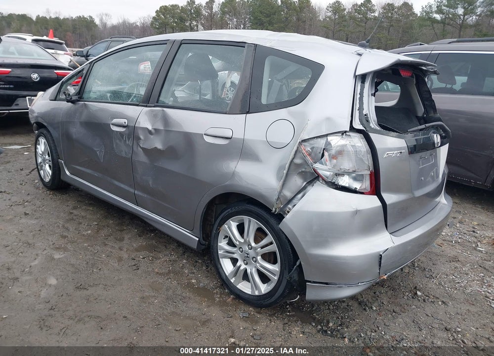 2010 HONDA FIT VIN: JHMGE8H46AS000949