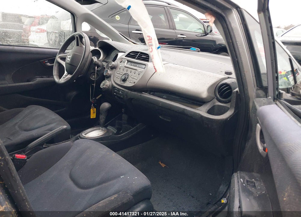 2010 HONDA FIT VIN: JHMGE8H46AS000949