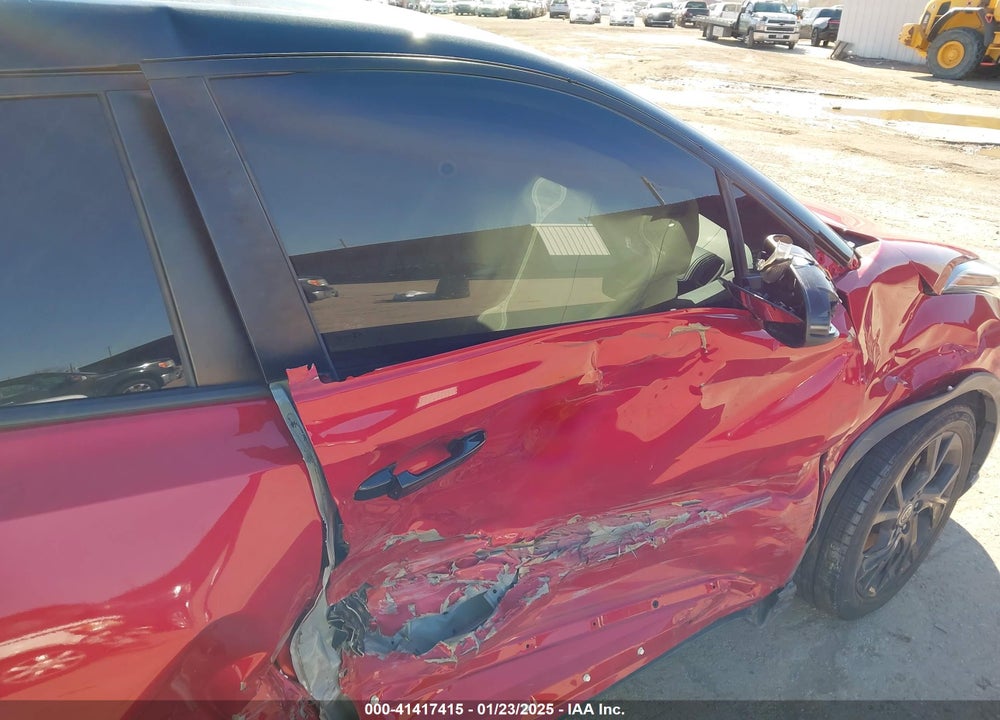 2021 TOYOTA C-HR VIN: JTNKHMBX2M1121238