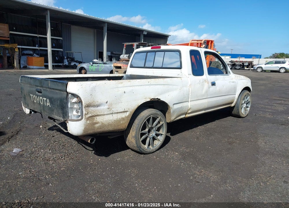 2000 TOYOTA TACOMA VIN: 5TEVL52N1YZ705114
