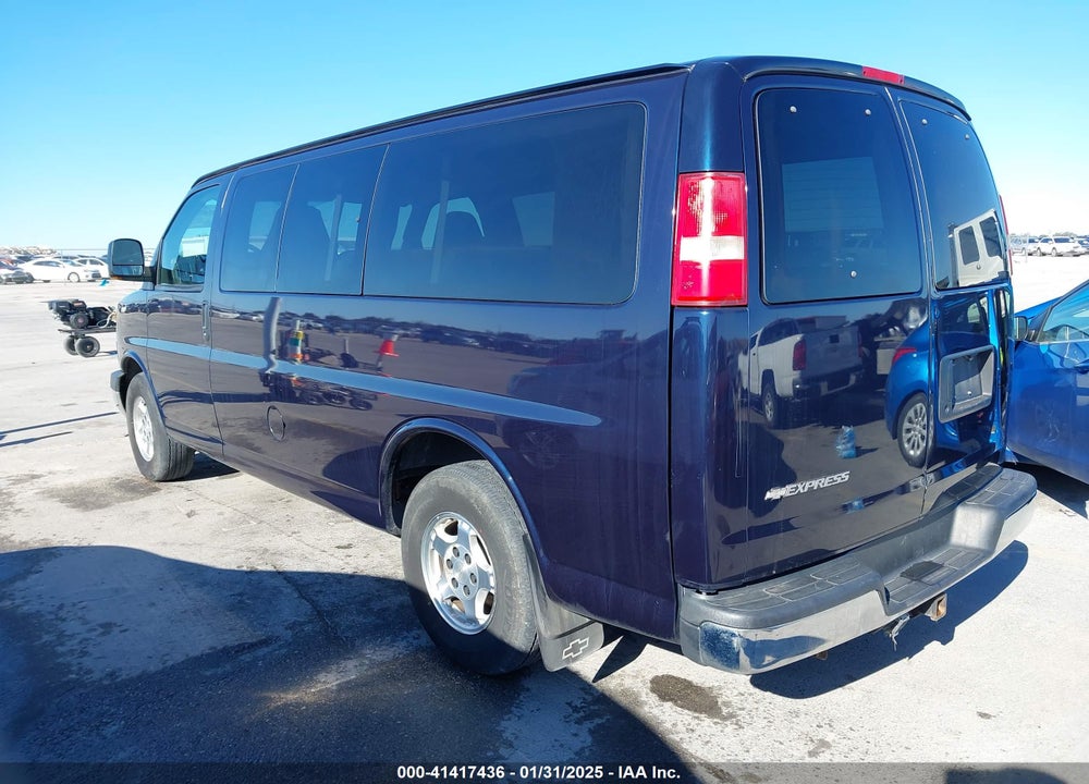 2008 CHEVROLET EXPRESS LS VIN: 1GNFH154181182390