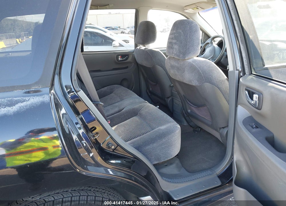 2004 HYUNDAI SANTA FE VIN: KM8SB12B54U636883