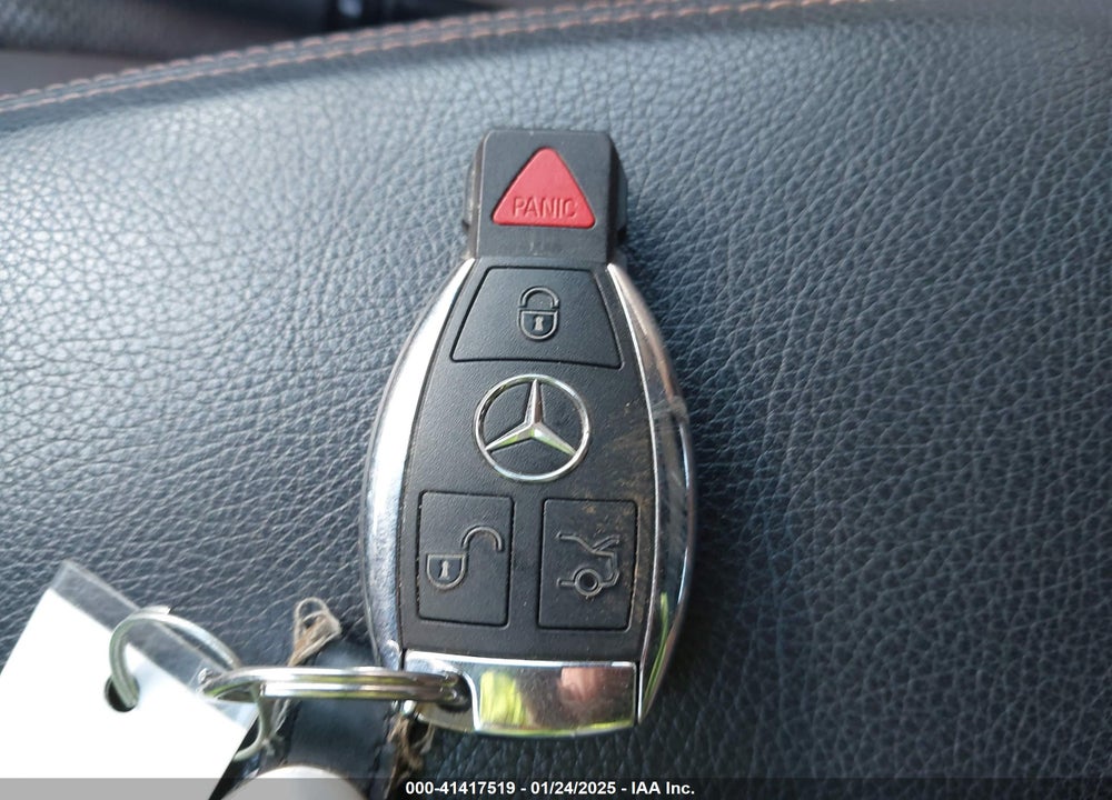 2015 MERCEDES-BENZ GLA 250 4MATIC VIN: WDCTG4GB2FJ037944