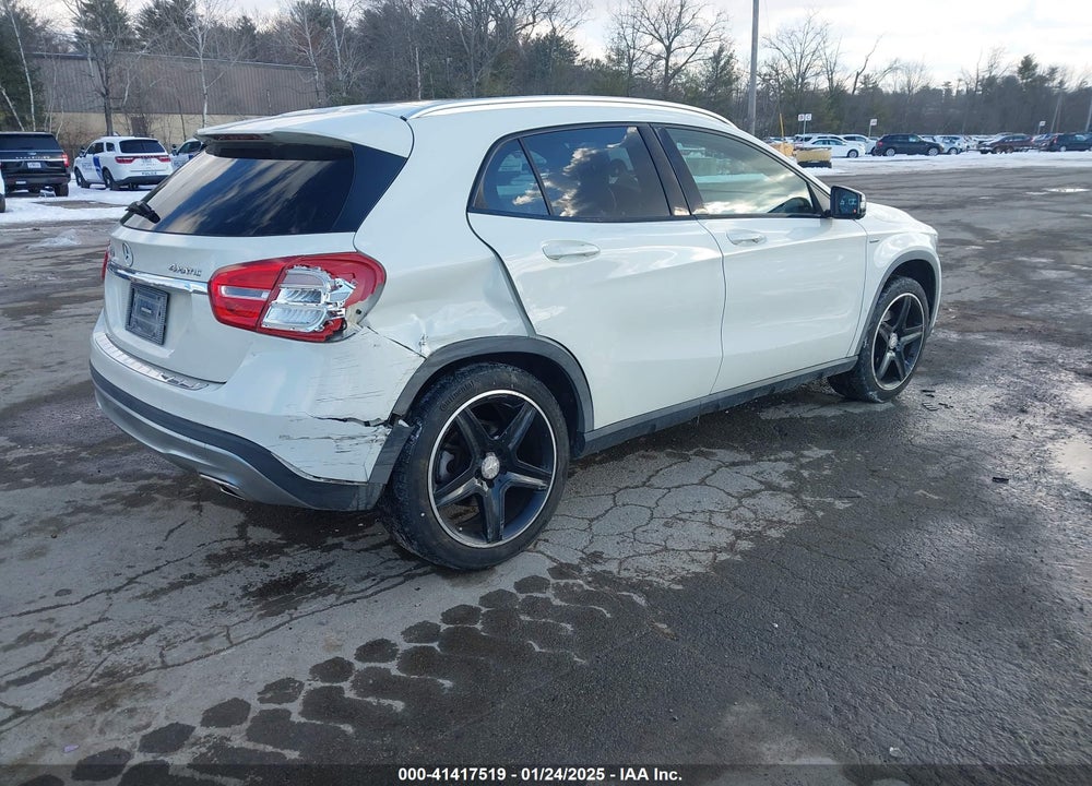 2015 MERCEDES-BENZ GLA 250 4MATIC VIN: WDCTG4GB2FJ037944