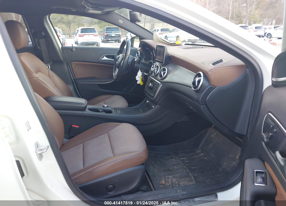 2015 MERCEDES-BENZ GLA 250 4MATIC VIN: WDCTG4GB2FJ037944