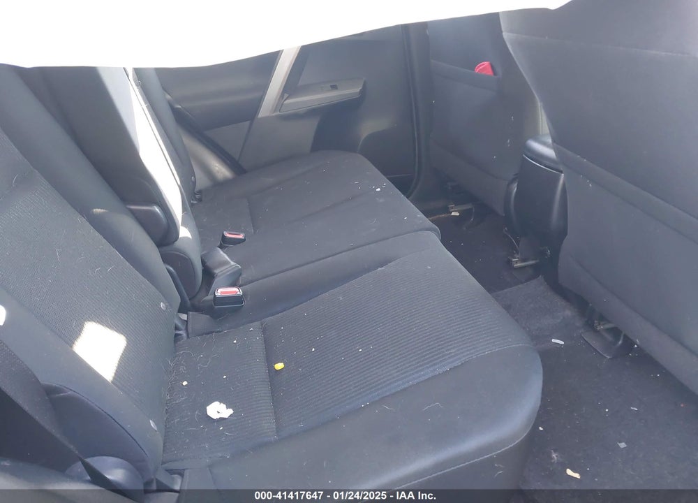 2018 TOYOTA RAV4 LE VIN: JTMBFREV2JJ235351