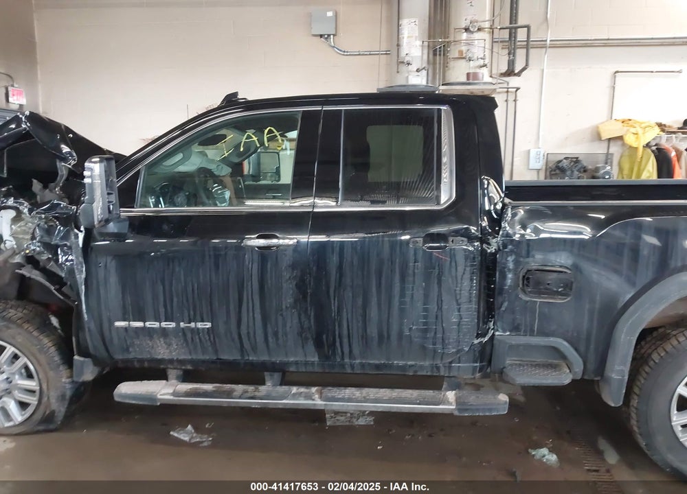 2022 GMC SIERRA 2500HD 4WD DOUBLE CAB STANDARD BED SLT VIN: 1GT59NE71NF265092