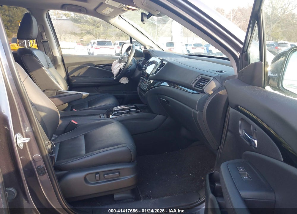 2021 HONDA PILOT VIN: 5FNYF6H61MB089338