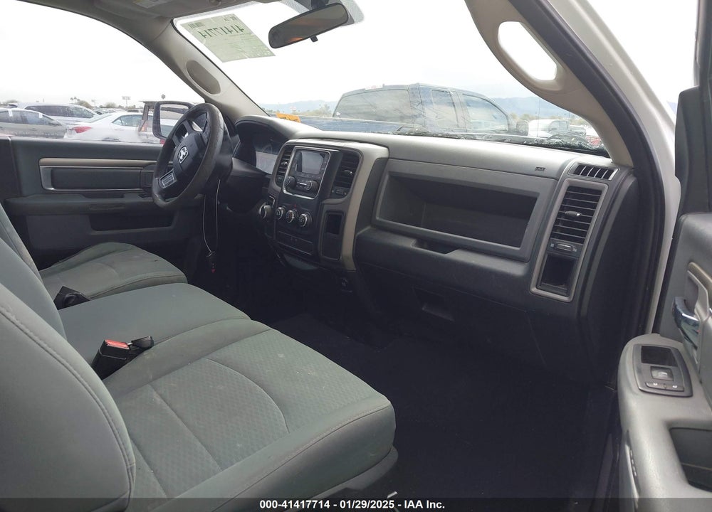 2016 RAM 1500 VIN: 3C6JR6DG4GG171903