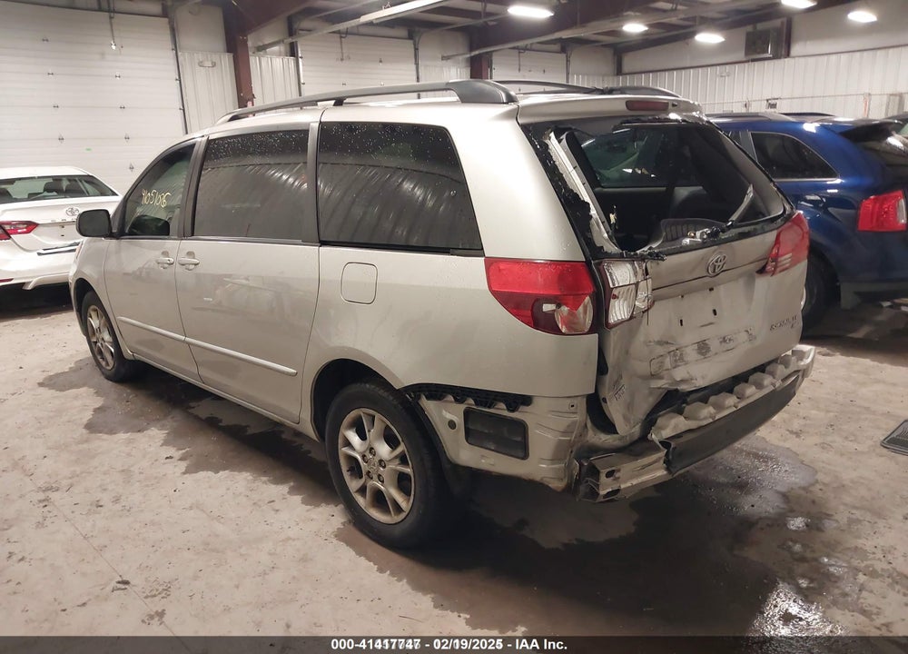 2004 TOYOTA SIENNA LE VIN: 5TDBA23C34S007356