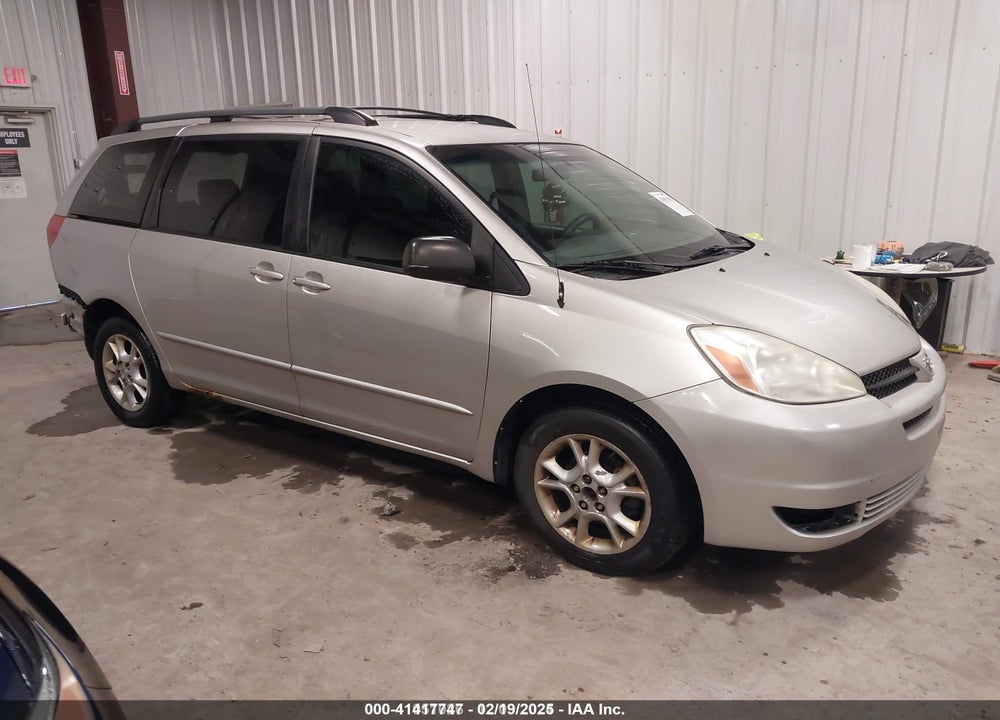 2004 TOYOTA SIENNA LE VIN: 5TDBA23C34S007356