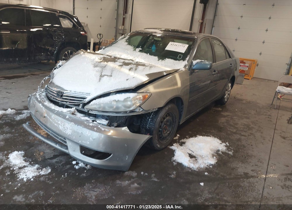 2003 TOYOTA CAMRY LE VIN: 4T1BE32K33U736398