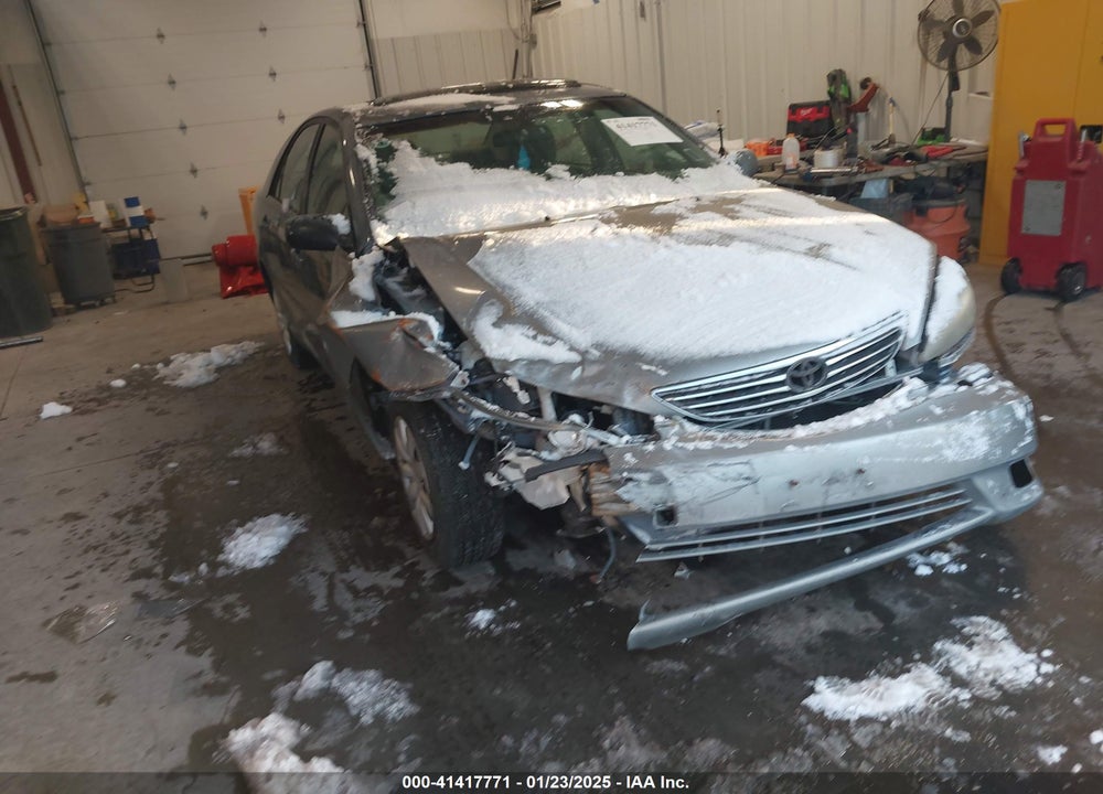 2003 TOYOTA CAMRY LE VIN: 4T1BE32K33U736398