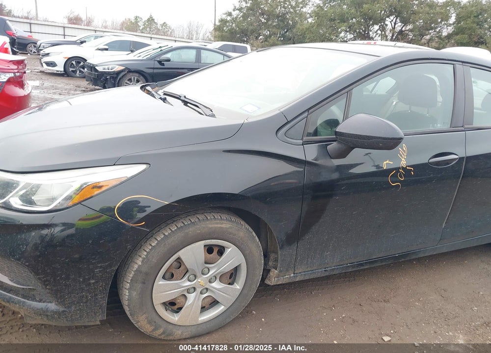 2018 CHEVROLET CRUZE VIN: 1G1BC5SMXJ7107491
