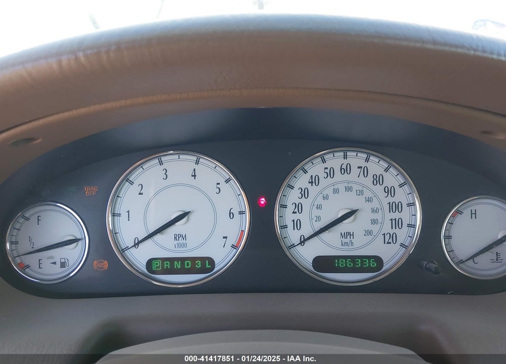 2000 CHRYSLER LHS VIN: 2C3HC56G1YH322606